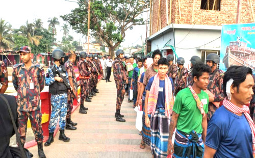 ফেরত যাচ্ছেন মিয়ানমারের সেনা-বিজিপির ২৮৮ সদস্য