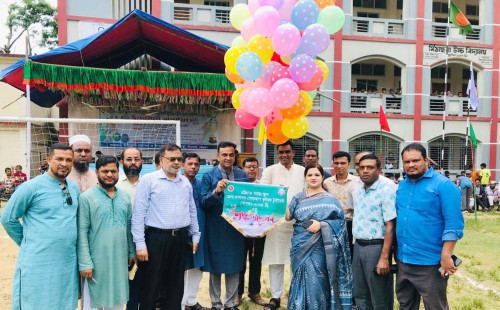 মীরসরাইয়ে 'চট্টগ্রাম আন্ত:স্কুল জেলা প্রশাসক গোল্ডকাপ ফুটবল টুর্নামেন্ট'র শুভ সূচনা