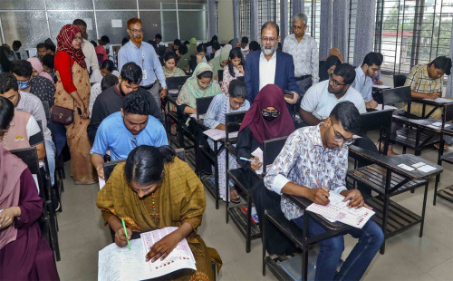 সিভাসুতে কৃষি গুচ্ছের ভর্তি পরীক্ষায় উপস্থিতির হার ৬৯.০৬ শতাংশ 