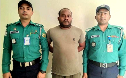 চট্টগ্রামে উদ্ধার হয়নি ছাত্র আন্দোলনে মুহুর্মুহু গুলি ছোড়া পাকিস্তানি শুটারগান