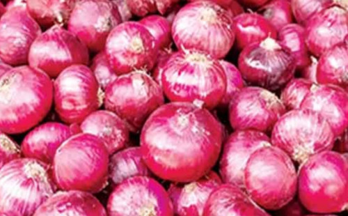 চট্টগ্রামে ঝাঁঝ কমেছে পেঁয়াজের