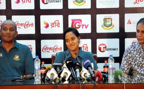 ৩ দল নিয়ে মেয়েদের বিপিএল