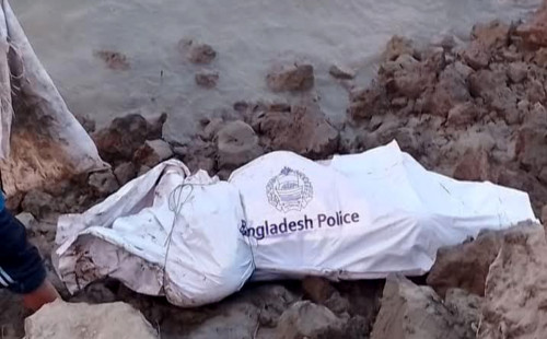 শিবচরে পদ্মা নদী থেকে নারীর অর্ধগলিত মরদেহ উদ্ধার