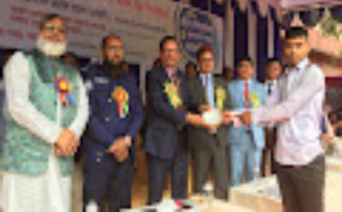 রায়পুরায় বার্ষিক ক্রীড়া প্রতিযোগিতা ও পুরস্কার বিতরণী 