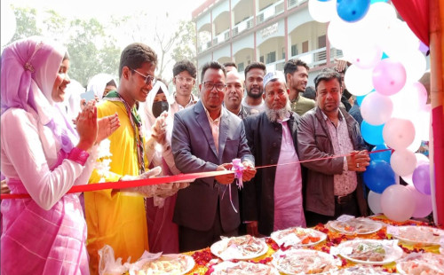 ঐতিহ্যবাহী পিঠা উৎসব, মুখরিত বাখরের কান্দি উচ্চ বিদ্যালয়