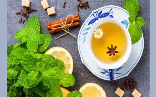 পুদিনা পাতা হজমশক্তি বৃদ্ধির সঙ্গে ওজনও কমাবে 