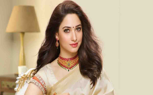 সমস্যার সমাধান বাইরে নয়, আপনার ভেতরেই লুকিয়ে থাকে’