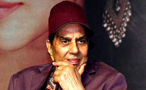 কিংবদন্তি অভিনেতা ধর্মেন্দ্র আর নেই 